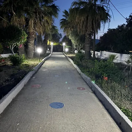 Agathi Beauty 度假居 *